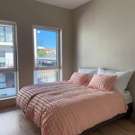 Ons - Lovely And Close To Venue Apartamento
